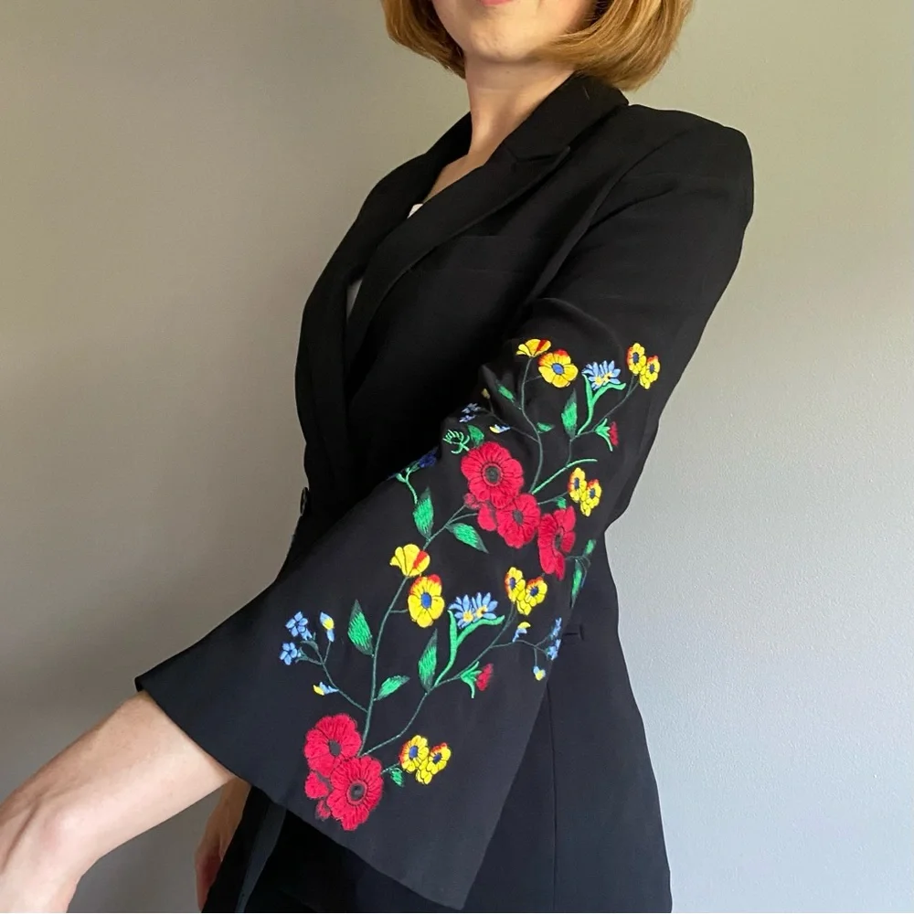 SOLD Juicy Couture Black Label embroidered blazer jacket floral elegant size S - Picture 3 of 11